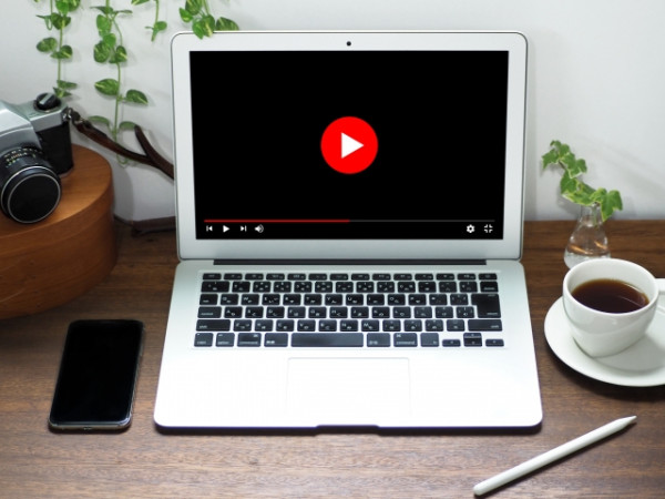 YouTubeコンサルとは? 依頼を検討すべき企業 サービス内容&費用&相場の解説